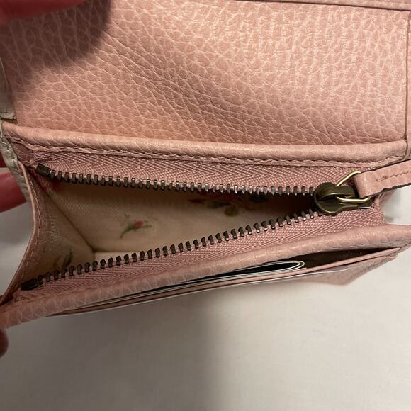 Gucci GG Marmont Bow Bifold Wallet off-white textured leather Gold Accents New - Picture 8 of 11